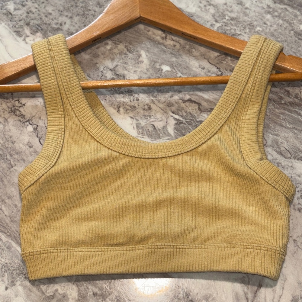 ALO Yoga Ribbed Honey Wellness Bra - Picture 6 of 8